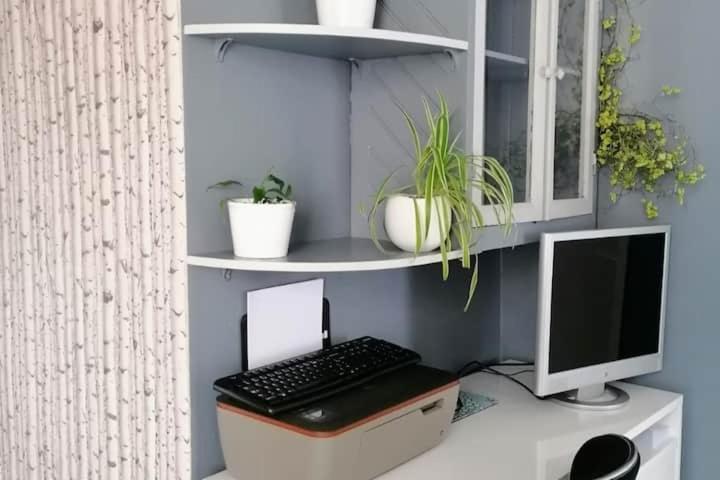 Apartment Rouge Avec Jardin *